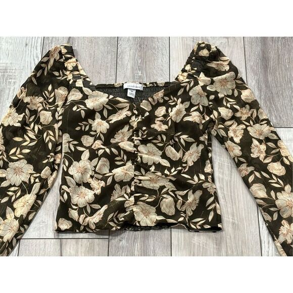 Brannan floral ruched cold shoulder blouse size XS - Picture 2 of 11